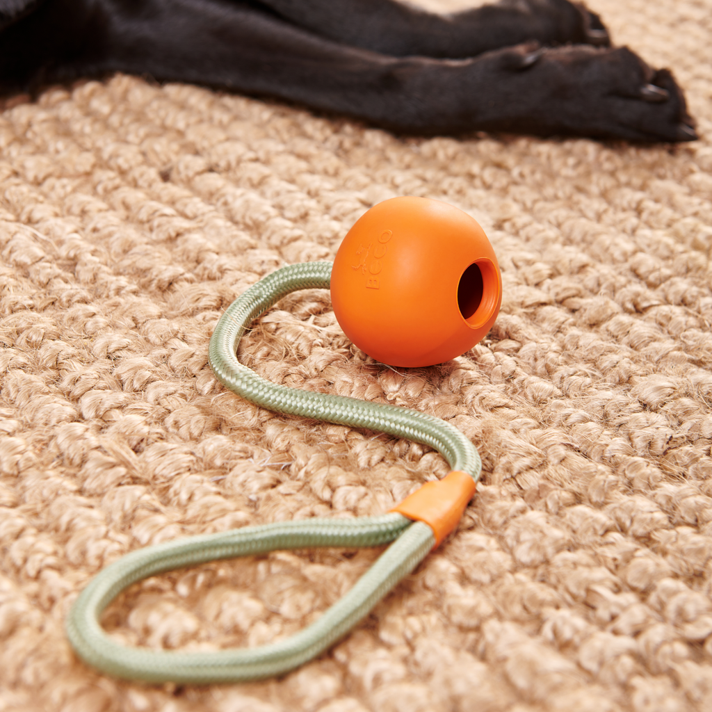 Natural Rubber Slinger Ball - Slickers ‚óä Doghouse