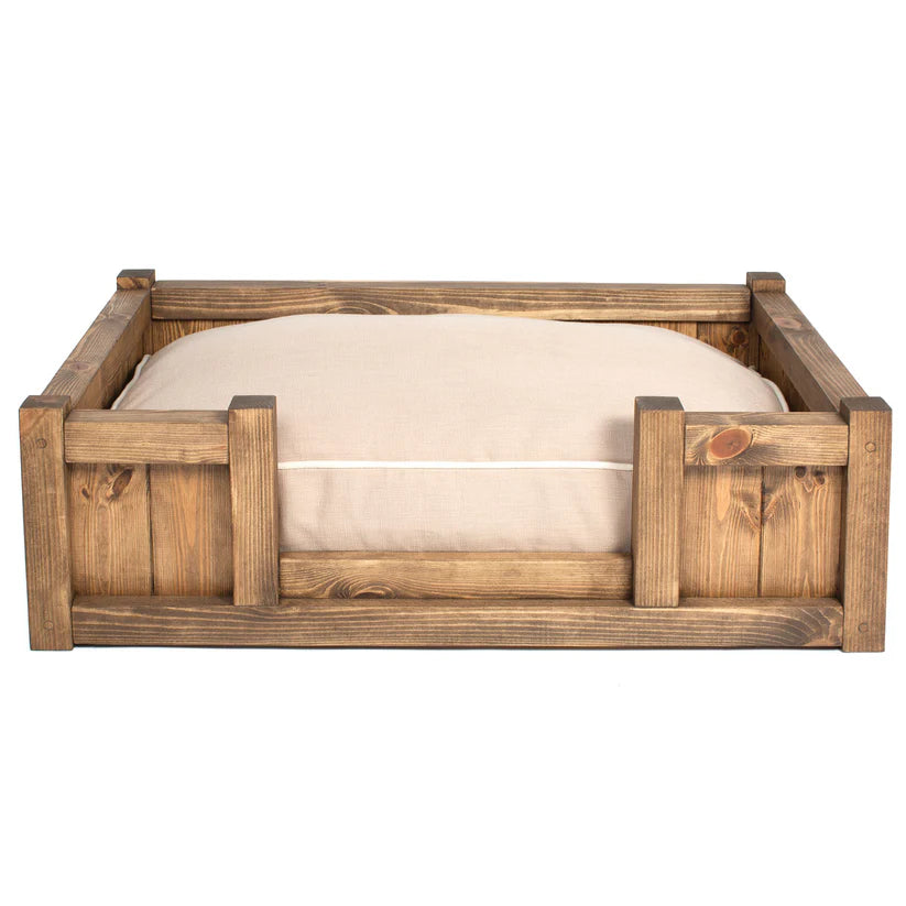 Lords and Labradors Wooden Broadsand Dog Bed