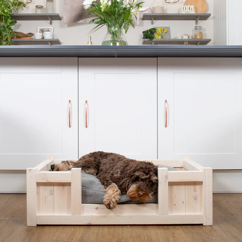 Wooden Salcombe Dog Bed - Slickers ‚óä Doghouse