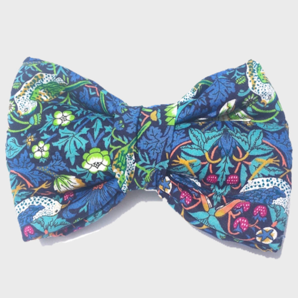 BlossomCo Bowtie Bowtie / Strawberry Thief Liberty Art Bowties