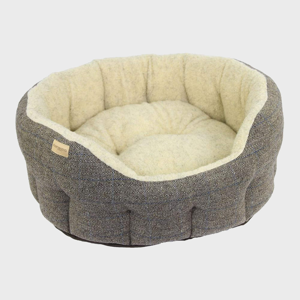 Earthbound Bedding Tweed and Sherpa Bed Beige
